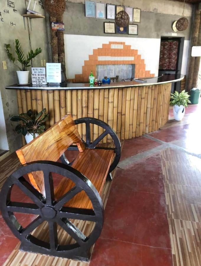 Greenhut Pension & Bar Jagna エクステリア 写真