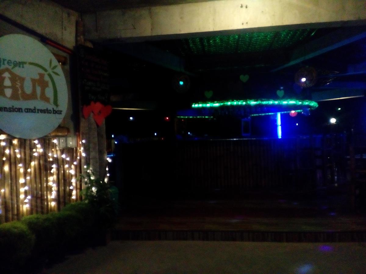 Greenhut Pension & Bar Jagna エクステリア 写真